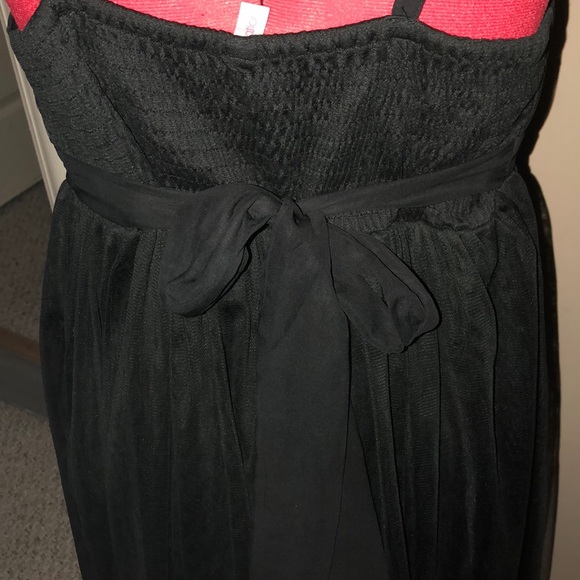 Super cute shear layers black dress!😍 - Picture 4 of 5